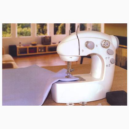 Cucciola: máquina de coser