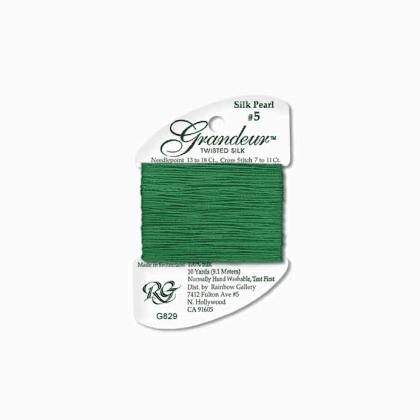 G829 - Grandeur Christmas Green