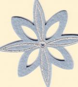 Decoraciones encantadoras: flor gris