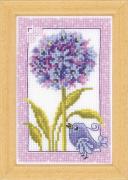 Flores púrpuras con pájaro 3