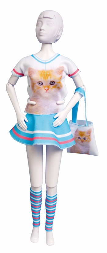 Making Couture Outfits - Tiny Cat