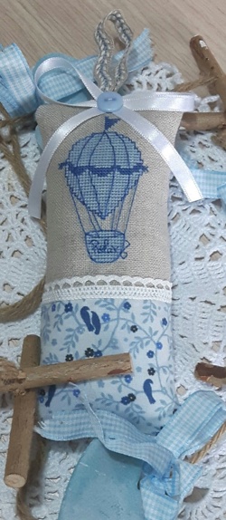 Relax in a balloon