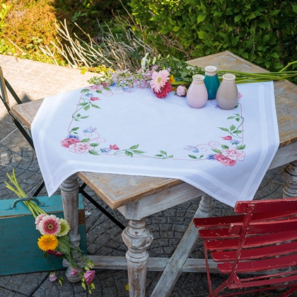 Mesa de centro - Flores y mariposas
