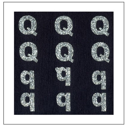 Letras brillantes - \"Q\" \"q\"