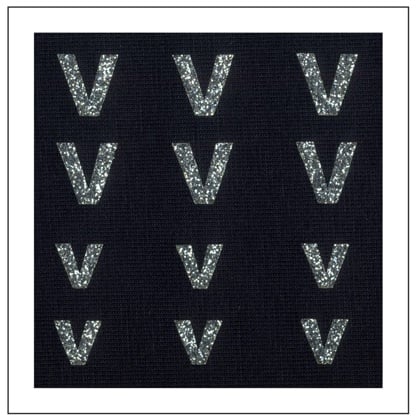 Letras brillantes - \"V\" \"v\"