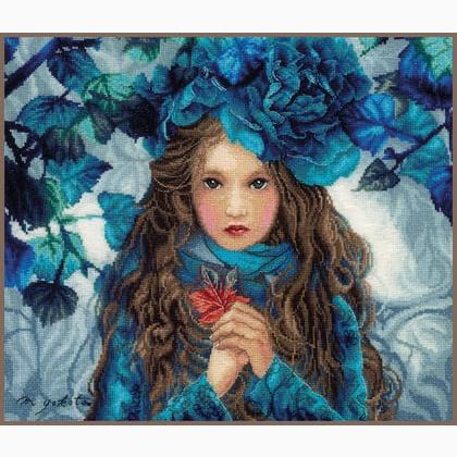 Niña de las flores azules