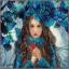 Niña de las flores azules