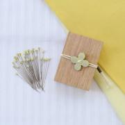 Alfileres cabeza de vidrio y caja de madera de cerezo - Amarillo
