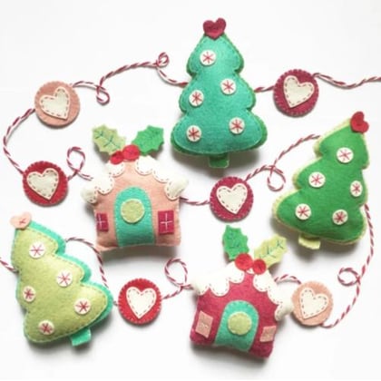 Kit fieltro Arboles y casas de navidad