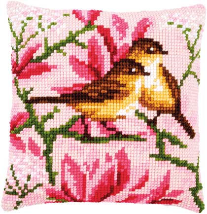 Almohada: Bird and Magnolia