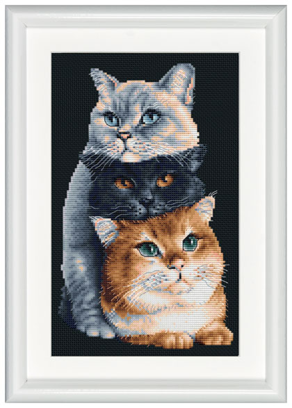 Three Cats - Negro