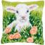 Almohada: Cordero entre flores