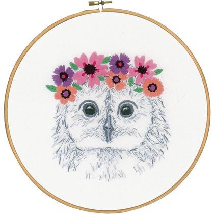 Búho con flores