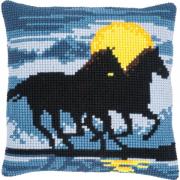 Almohada: Caballos a la luz de la luna