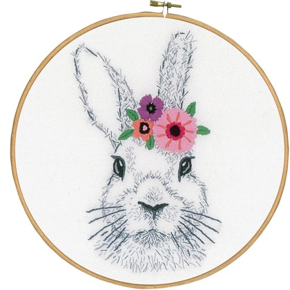 Conejo con flores