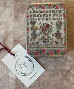 Tin box - Heloïse Cornu
