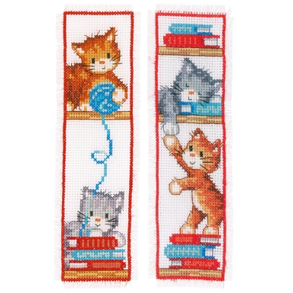 Marcalibros - Gatitos juguetones (2)