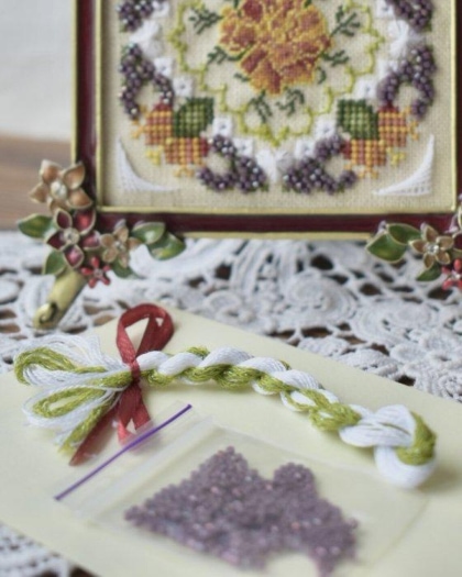 Threads, Beads Pack - Marigold Miniature - Original