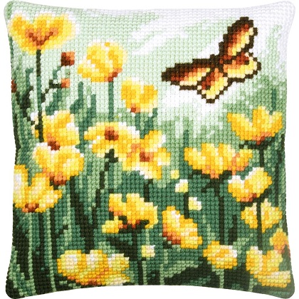 Cojín - Mariposa y flores amarillas
