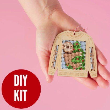 Ugly sweater - Sally sloth