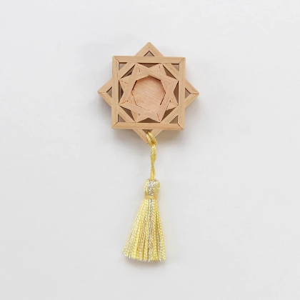 Kumiko Needle Minder - Amarillo